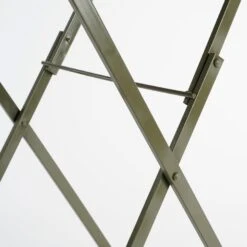 Mica Decorations Tierra Bistrotafel - H70 X Ø60 Cm - Donkergroen 6 Mica Decorations Tierra Bistrotafel - H70 X Ø60 Cm - Donkergroen -Beliani Winkel 1000079069 0102