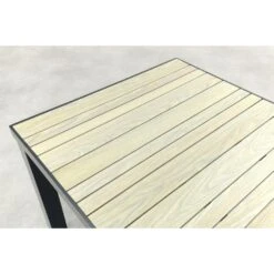 VDG Nola Tuintafel 90x90 Cm. - Antraciet/Houtlook -Beliani Winkel 4181d75912e84e25afdd7c31818c2961