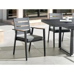 Beliani Tuinstoel TAVIANO - Zwart Aluminium -Beliani Winkel 47a1a9ca519b4ceb9ea1dae225c90685