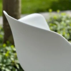 Nolon Noa-Puk Kunststof Wit - Zwart Onderstel 17 Nolon Noa-Puk Kunststof Wit - Zwart Onderstel -Beliani Winkel 4a1d38fadd9b4c7a9e02595405824342 1