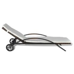 VidaXL Ligbed Met Kussen En Wieltjes Poly Rattan Bruin -Beliani Winkel 4b7509f341584b7ebf6d83e798618aff