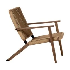 Lisomme Dion Rotan Tuinstoel Met Armleuningen - Bruin -Beliani Winkel 604cfd7fe3dc4fa9a466ea44e92eb94d