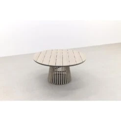 Trinxa Ronde Tuintafel Ø148 Cm. - Lichtgrijs -Beliani Winkel 6be94b8fff264cc0bc78505459b39108