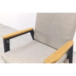 VDG Solaro Verstelbare Dining Tuinstoel - Light Rope / Teak Arm -Beliani Winkel 6c9132d2fcc34fc7bfa49997e3a370c9