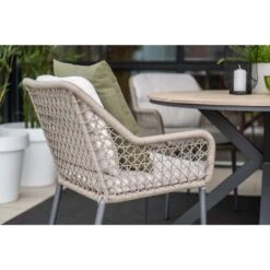 Toledo Dining Fauteuil - Carbon Black - Taupe - Valley Sand -Beliani Winkel 7c79ced611034f2aabca23038bd55969