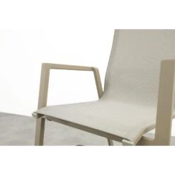 VDG Atmos Stapelbare Tuinstoel - Latte 10 VDG Atmos Stapelbare Tuinstoel - Latte -Beliani Winkel 99492581c8c944e58512eef4d5274d8b