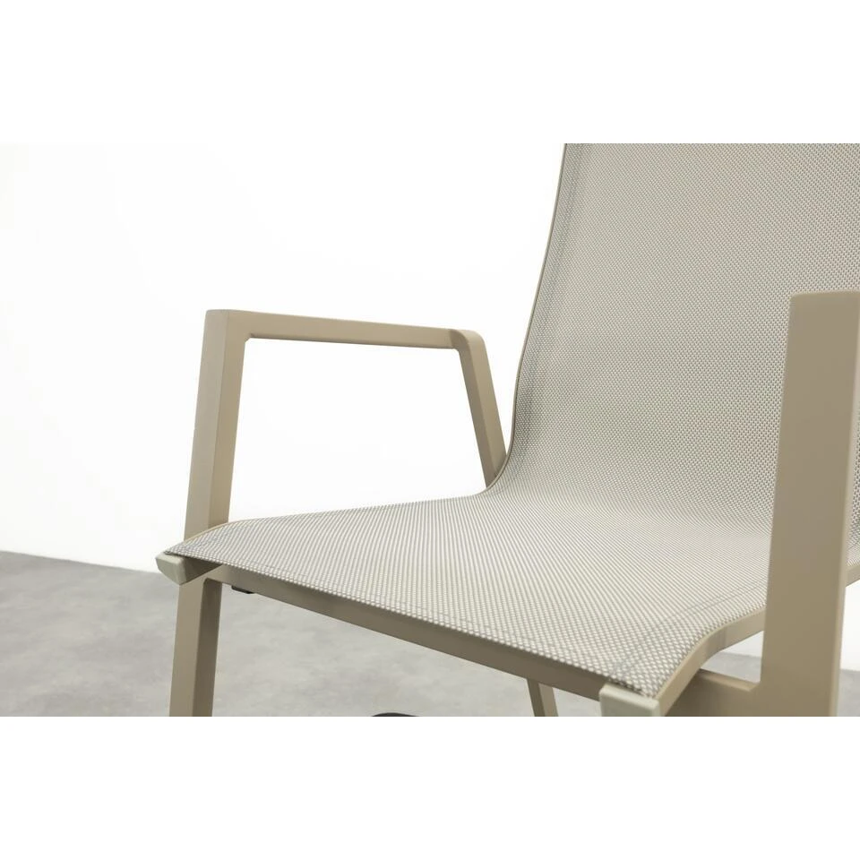 VDG Atmos Stapelbare Tuinstoel - Latte 5 VDG Atmos Stapelbare Tuinstoel - Latte - Afbeelding 5