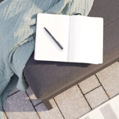 Merkloos HOME DELUXE - VALENCIA Ligstoel Met Verstelbare Rugleuning - 203 X 144 Cm -Beliani Winkel 9d29136c562f4173b7e85780dd26d072