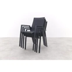 Atmos Stapelbare Tuinstoel - Antraciet -Beliani Winkel 9dc3c4f4950a4785b5d2f90559b6a61a