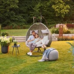 Merkloos HOME DELUXE Hangstoel Grijs Puur -Beliani Winkel dcc8975fa8c34623bf1ff2c1e9f2756d