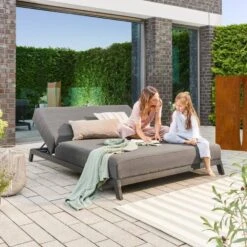 Merkloos HOME DELUXE - VALENCIA Ligstoel Met Verstelbare Rugleuning - 203 X 144 Cm -Beliani Winkel dd2ac0cb0a554d84beefbd107291c141