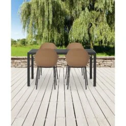 Lisomme Stan Tuintafel Zwart - 150 X 90 Cm -Beliani Winkel def05f3ec61b4281959bf6ebf00c43dd