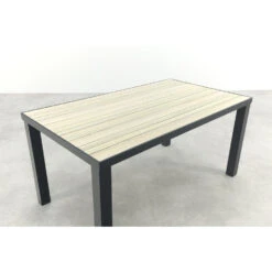 VDG Nola Tuintafel 160x90 Cm. - Antraciet/Houtlook 13 VDG Nola Tuintafel 160x90 Cm. - Antraciet/Houtlook -Beliani Winkel e993b42c1c34437fa38b741d9e622472