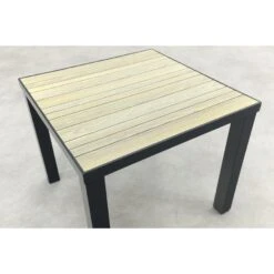 VDG Nola Tuintafel 90x90 Cm. - Antraciet/Houtlook -Beliani Winkel fde96b4ecaf04a4588b387b6e48903ca
